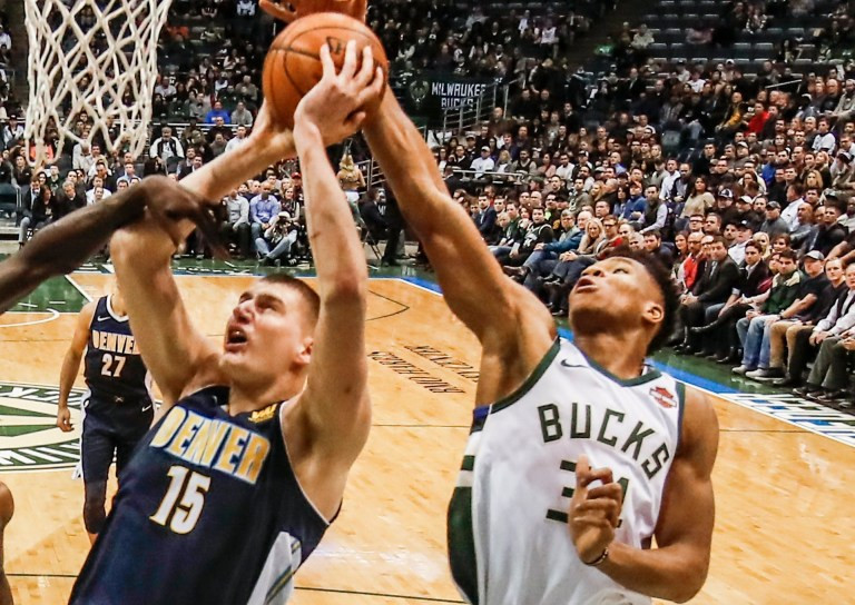 Jokic y Antetokounmpo